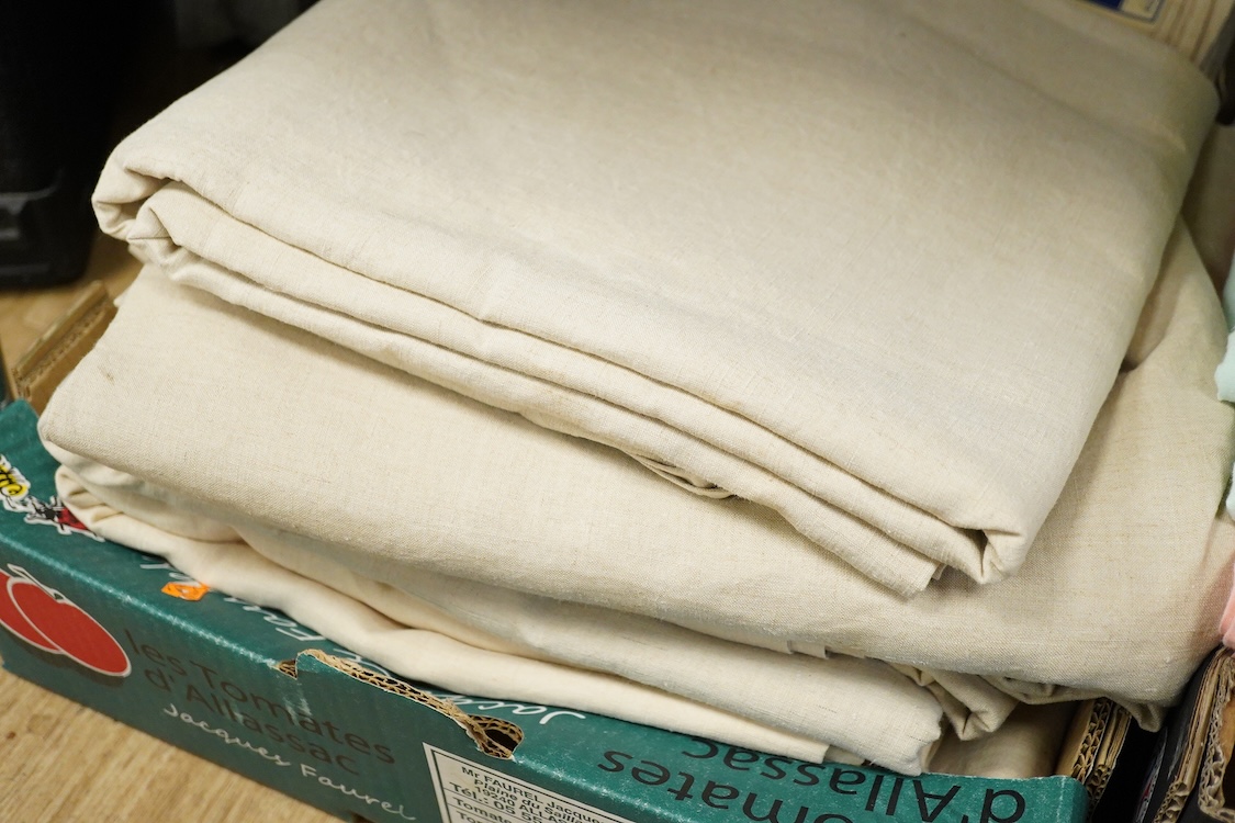 Ten French provincial cream coarse linen sheets, two unused with original Galleries Lafayette labels